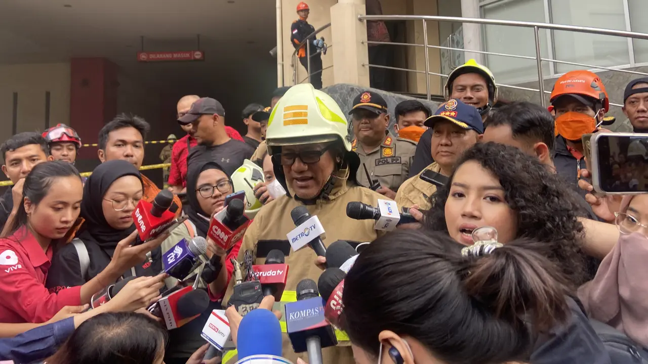 Pelaksana Tugas (Plt) Kepala Dinas Gulkarmat  Jakarta, Satriadi Gunawan di Glodok Plaza.