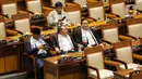 Pada syal tersebut tertulis Yayasan Persahabatan dan Studi Peradaban (YPSP) di atas gambar bendera Palestina. (Liputan6.com/Faizal Fanani)