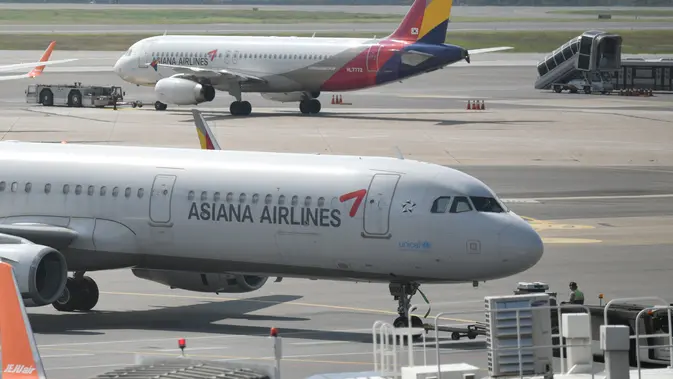 Tiket Mahal Korean Air-Asiana: Denda Ratusan Miliar Melayang!