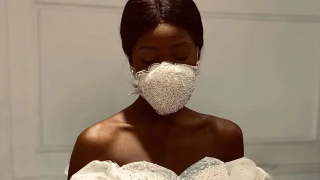 8 Desain Masker Ini Tak Biasa, Bikin Bengong