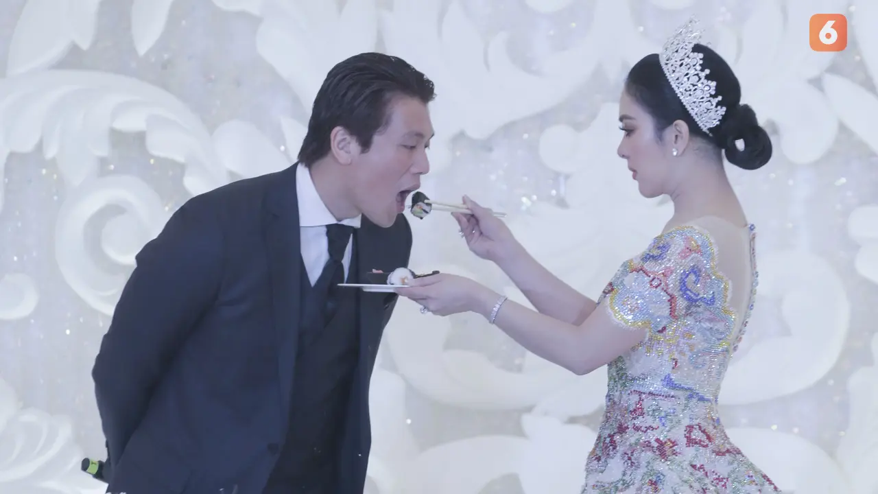 [Fimela] Syahrini dan Reino Barack