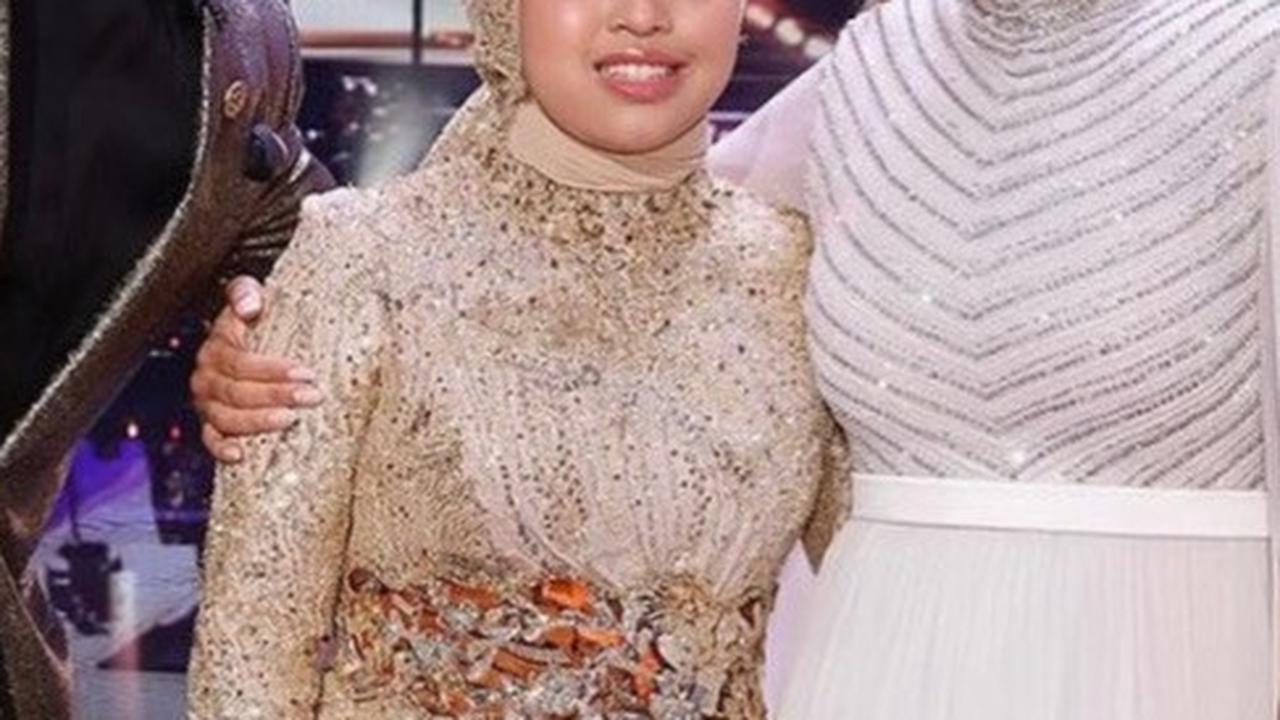 Putri Ariani juga berkesempatan duet bareng Leona Lewis. Penampilan keduanya sukses menghipnotis penonton.