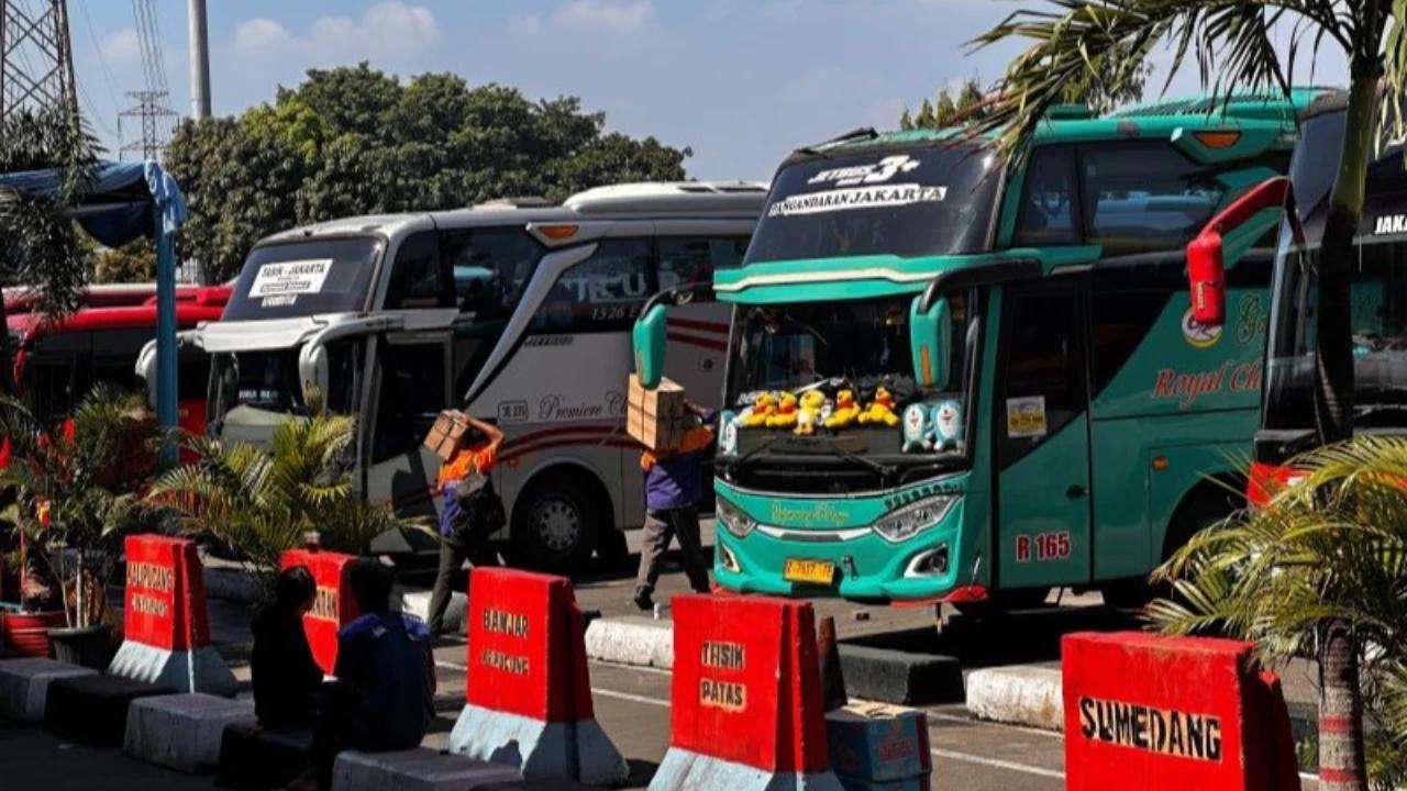 Arus Balik Lebaran 2026, 2.501 Penumpang Tiba di Terminal Kampung Rambutan