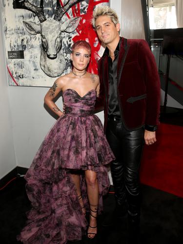 Halsey Tak Pernah Tenang Jalani Hubungan Dengan G Eazy News Entertainment Fimela Com