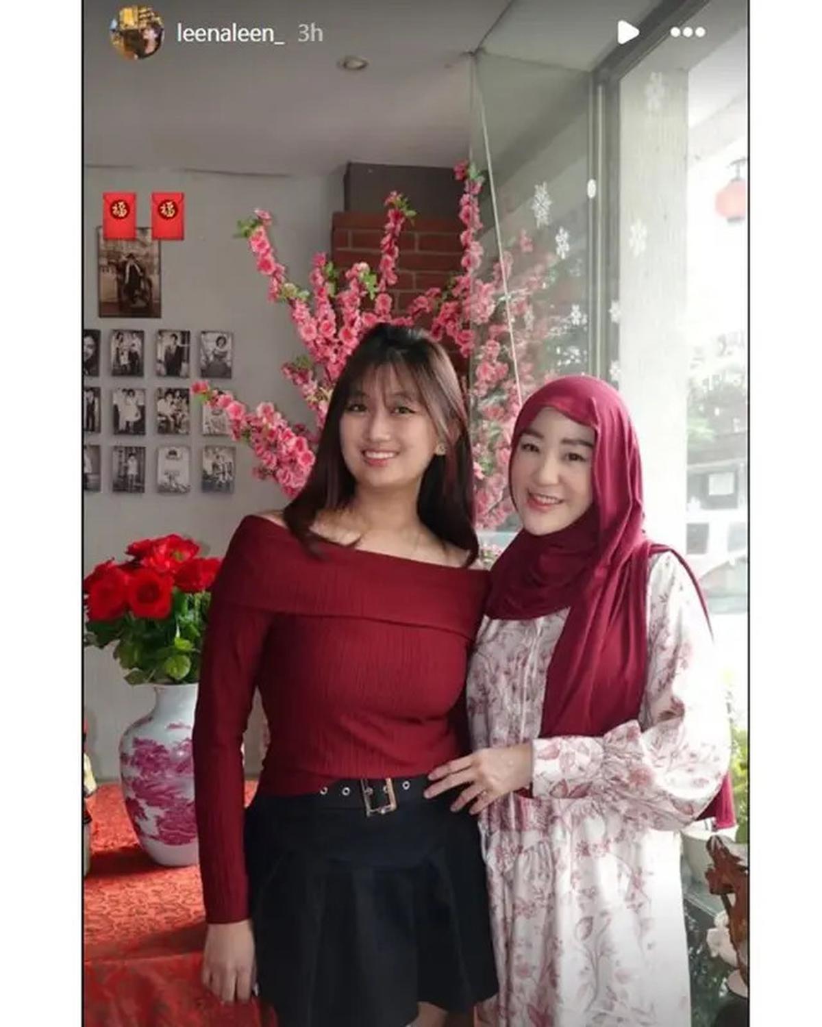 6 Potret Larissa Chou Rayakan Imlek Bareng Keluarga, Anaknya Senang Dapat Angpao