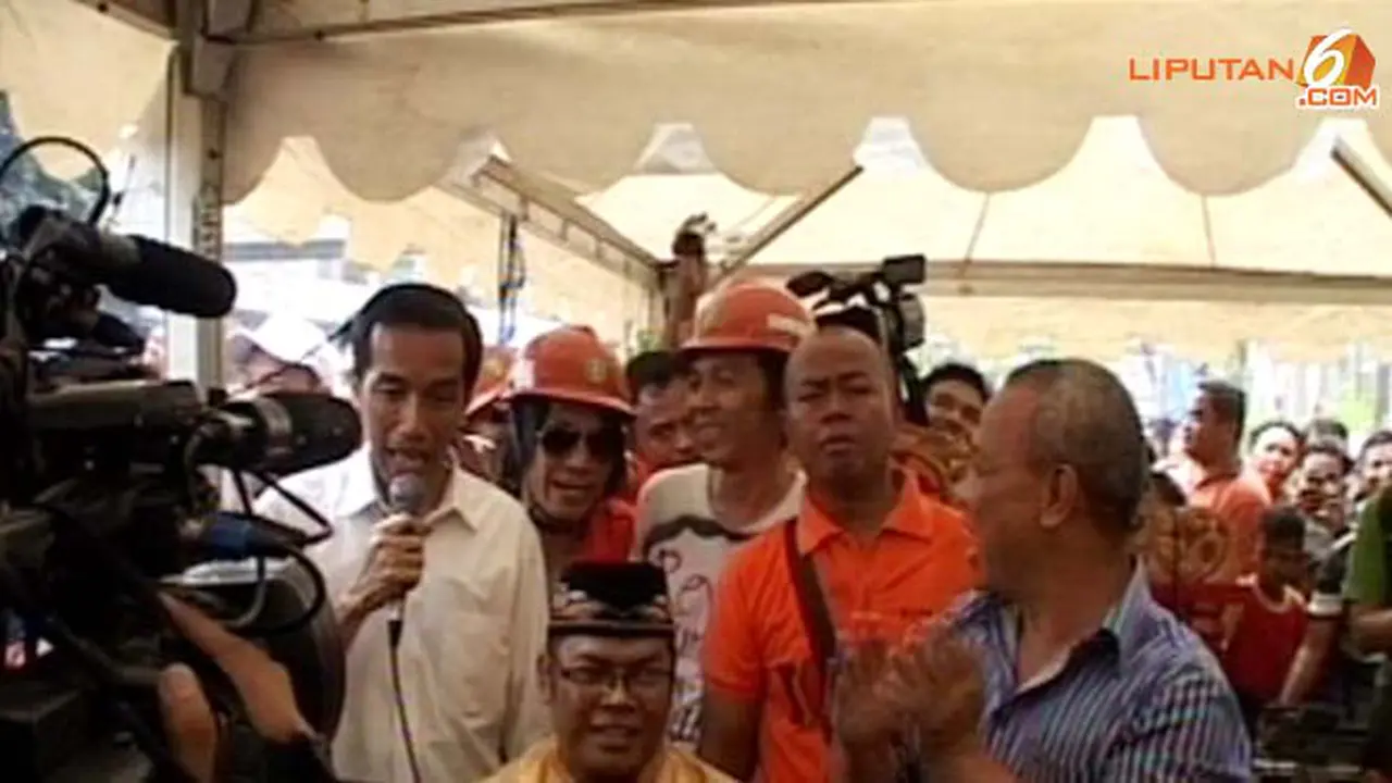 jokowi-nyanyi-130908c.jpg