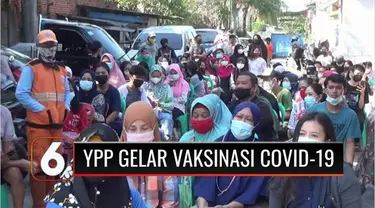 SCTV menggelar kegiatan vaksinasi Covid-19 di beberapa lokasi di Jakarta untuk memperingati hari jadinya ke-31. Salah satunya di kampung Marlina, Muara Baru, Penjaringan, Jakarta Utara.