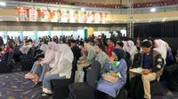 Ketika Pelajar SMK hingga Korban PHK Usia 51 Tahun Mengadu Nasib di Bursa Kerja