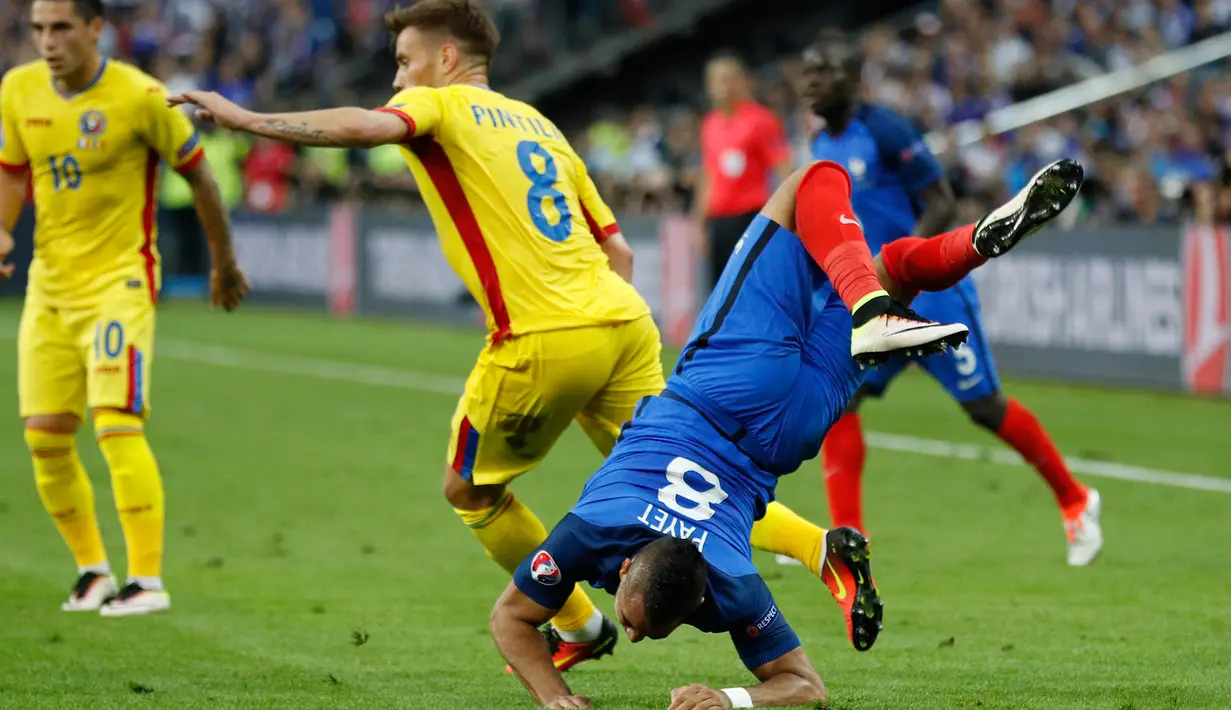Pertandingan perdana Euro 2016 antara Prancis versus Rumania di Stade de France, Prancis (11/6). Prancis menang dengan skor 2-1. (Reuters/ Darren Staples)
