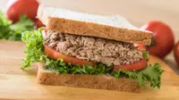 ilustrasi sandwich tuna/Image by topntp26 on Freepik