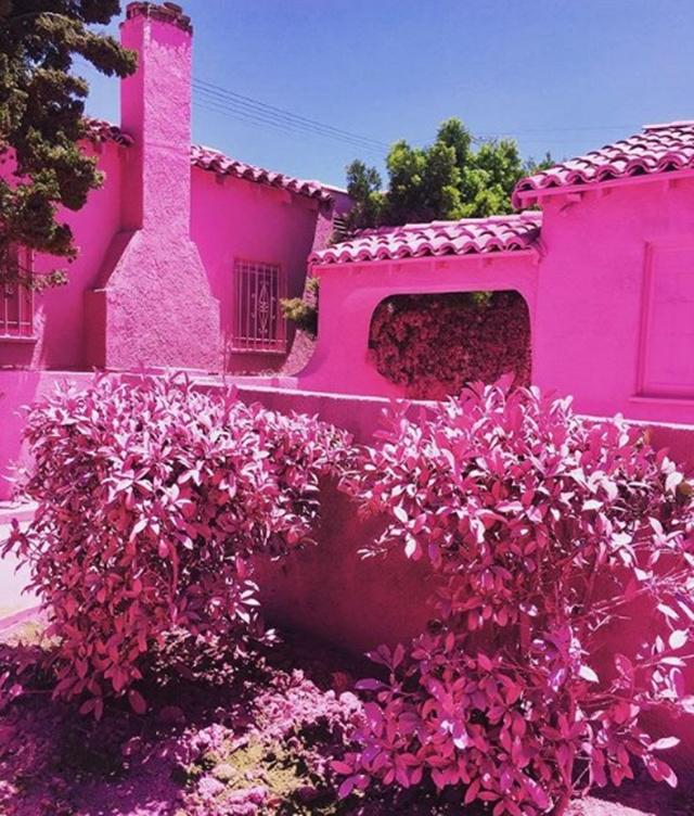Rumah pink | Copyright by instagram.com/@karakassuba 