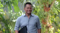 Presiden Komisaris PT Mugi Rekso Abadi (MRA) Soetikno Soedarjo tiba di Gedung KPK, Jakarta, Rabu (12/9). Soetikno menjalani pemeriksaan sebagai saksi terkait dugaan suap pengadaan pesawat dan mesin pesawat di PT Garuda Indonesia. (Merdeka.com/Dwi Narwoko)