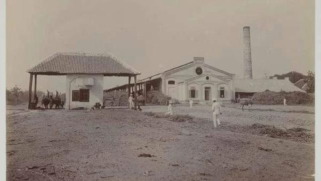 Suasana jalanan Kediri tempo dulu (Instagram/@nederlandsch_indie_zone)