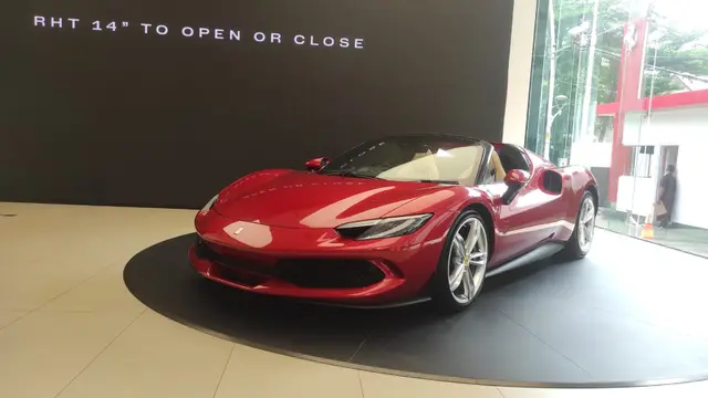 Ferrari 296 GTS Resmi Dibawa ke Indonesia (Arief A/Liputan6.com)