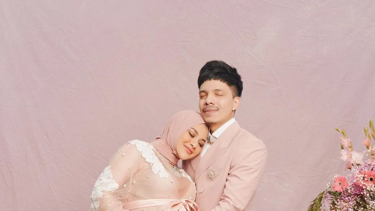 Atta Halilintar dan Aurel Hermansyah. (Foto: Instagram @aurelie.hermansyah)