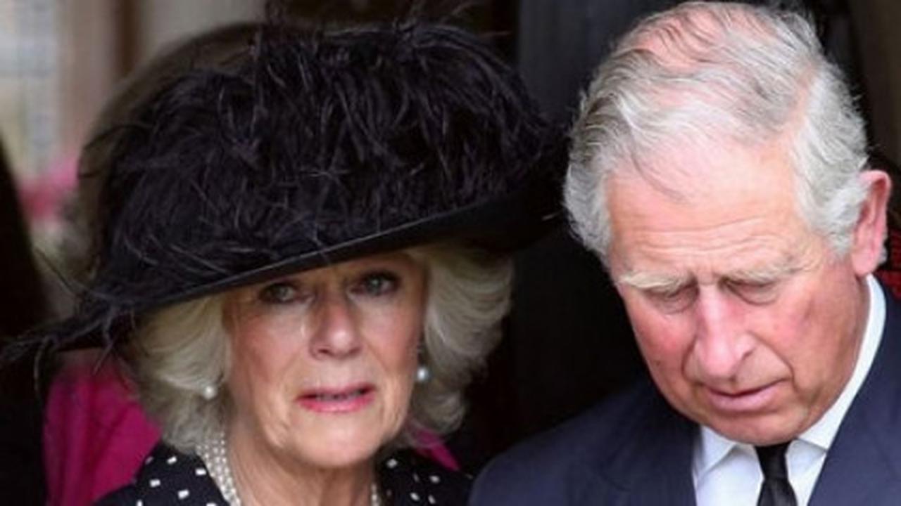 Hadiri pembaptisan Charlotte, rok istri Pangeran Charles terbuka