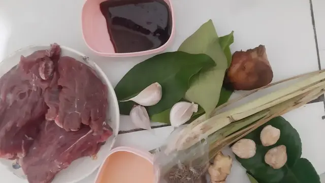 Bahan resep rendang daging jawa. (dok. Cookpad @dwirh17)