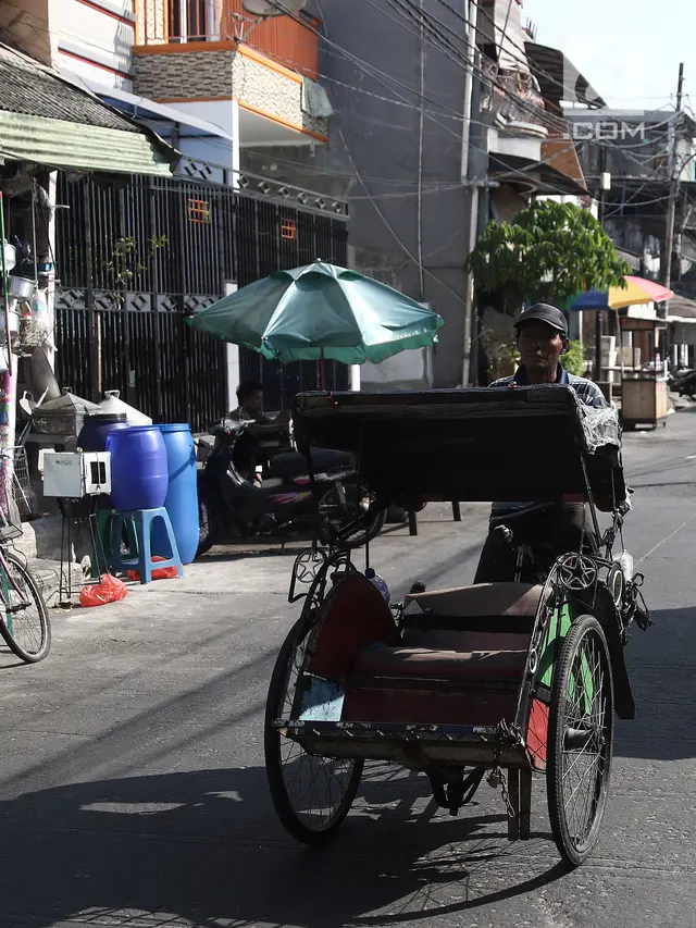 Akomodasi Operasional Becak, Pemprov DKI Bakal Revisi Perda