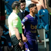 Dean James masuk sebagai pemain pengganti saat Go Ahead Eagles bertandang ke markas PEC Zwolle dalam laga Eredivisie, Minggu (11/5/2025). (Instagram/dean11james)