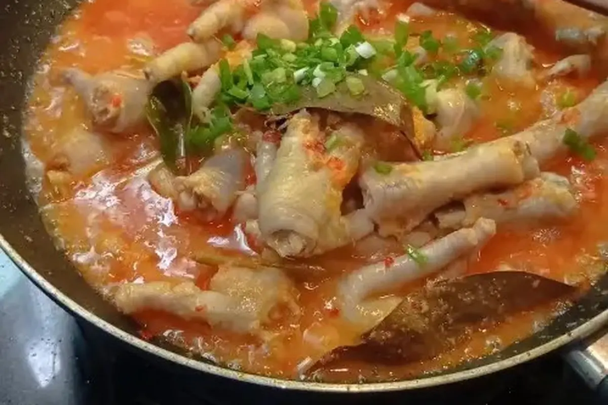 Ceker Ayam Mercon Pedas