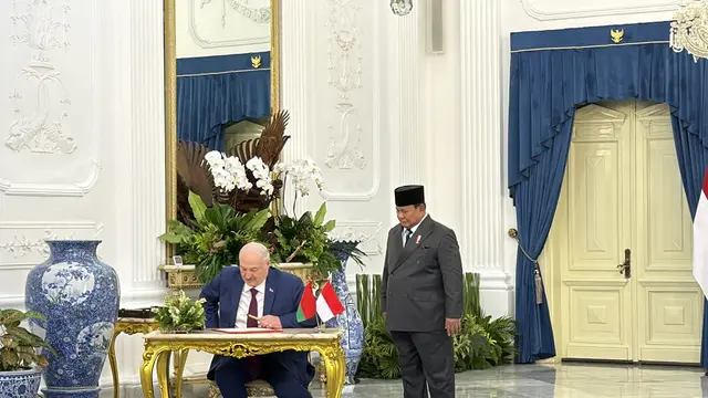 Presiden Republik Belarus Aleksandr Lukashenko bertemu dengan Presiden Prabowo Subianto. (Foto: Istimewa)