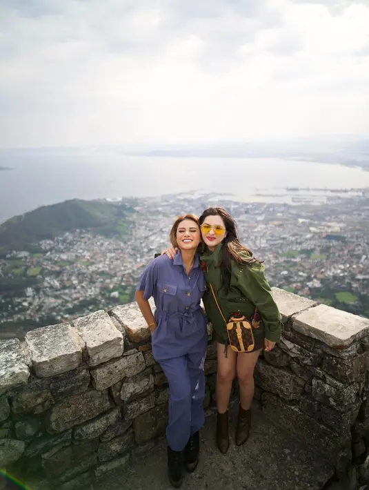 (Instagram/aurelie.hermansyah)