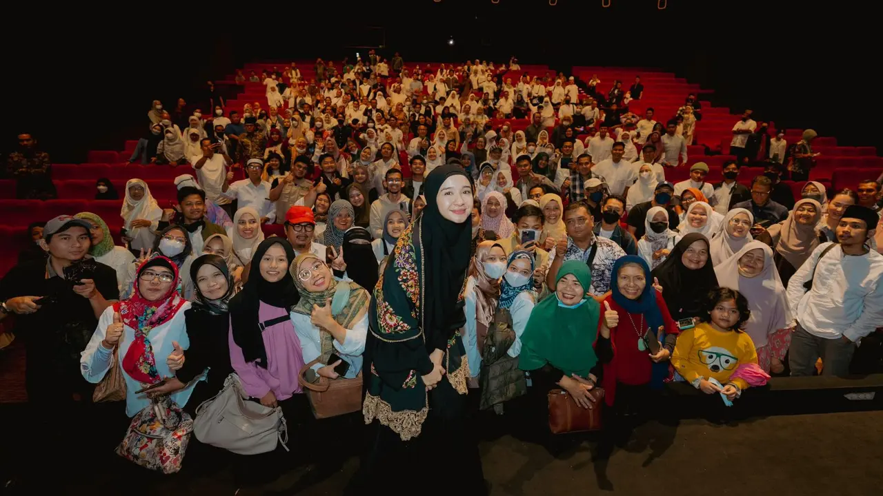Laudya Cynthia Bella nobar film Buya Hamka (Istimewa)