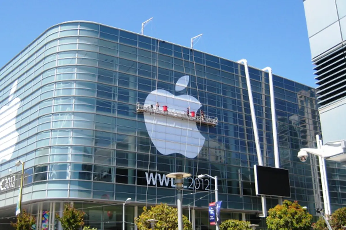 WWDC 2012 Apple