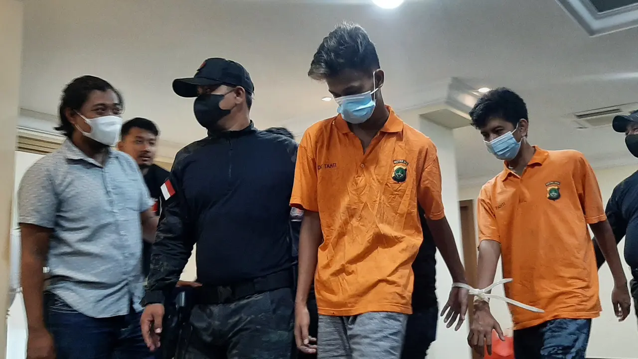 Polda Metro Jaya menangkap sindikat begal rekening (Liputan6.com/Ady Anugrahadi)
