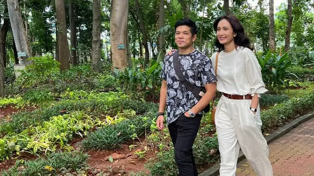 Artika Sari Devi dan Baim (Instagram/artikasaridevi)