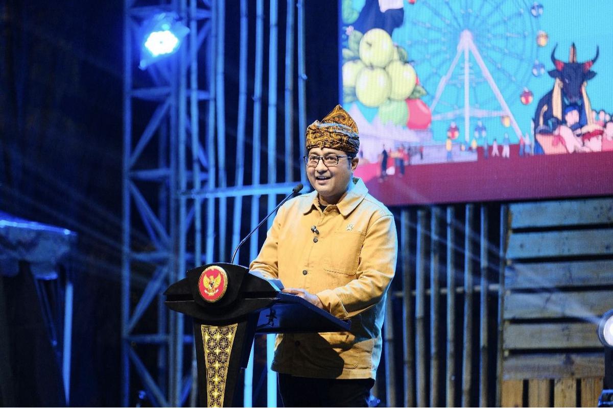 Menteri Ekonomi Kreatif/Kepala Badan Ekonomi Kreatif (Ekraf), Teuku Riefky Harsya hadiri Indonesia Creative Cities Festival (ICCF) 2025 di Kota Batu