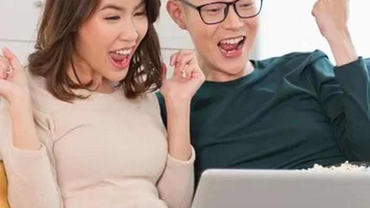 3. Selalu Hadir untuk Pasangan: Keberadaan yang Berarti