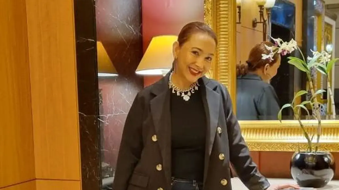 6 Potret Kenangan Manis Kiki Fatmala, Si Manis Jembatan Ancol yang Meninggal di Umur 56 Tahun