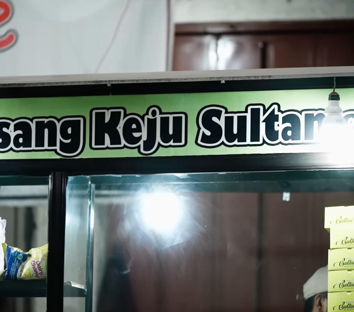 "Saya itu dulu menganggur setahun penuh. Tidak ada teman-teman yang menawari pekerjaan, jadi harus putar otak untuk punya pemasukan," kata Yongki seperti yang dikutip dari akun Youtube Pecah Telur, Senin (20/11).