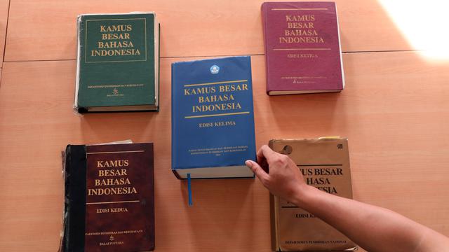 Kamus Besar Bahasa Indonesia V