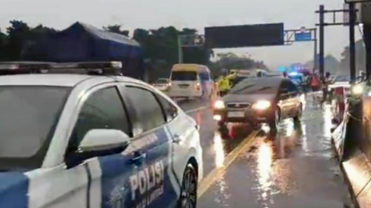 Perpanjangan Contraflow Tol Jakarta-Cikampek Diberlakukan, Urai Kepadatan Arus Balik Natal