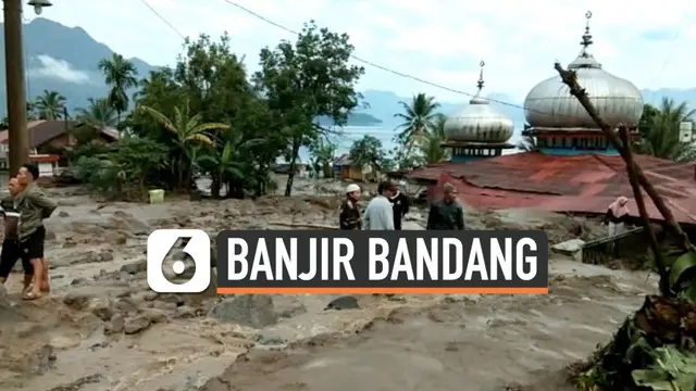 Banjir bandang menerjang permukiman di Kecamatan Tanjung Raya, Agam, Sumatera Barat. Menurut keterangan warga banjir bandang terjadi pada Rabu (20/11/2019) malam.