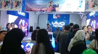 Antrean Vivo V5 Plus di Roxy Mas, Jakarta. Liputan6.com/Iskandar