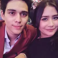 Bintang sinetron Cinta dan Rasa itu meradang dan mencurahkan isi hatinya melalui Instagram story Selasa Selasa (17/10/2017). Tulisan warna putih dengan latar warna hitam sebagai tempat menuliskan curhatannya. (Instagram/prillylatuconsina96)