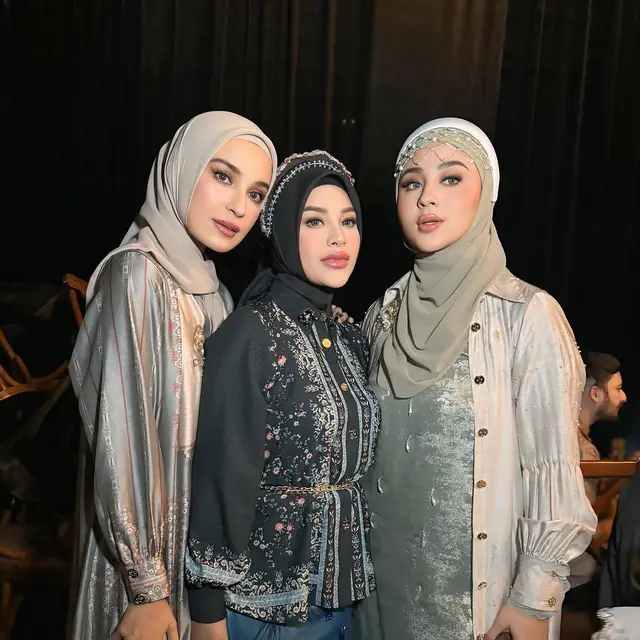6 Potret Shireen Sungkar Bareng Model Reflection Ramadan Show 2025 di Balik Layar