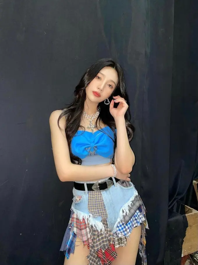 Rahasia Perawatan Diri Joy Red Velvet yang Disebut Visual Sejati