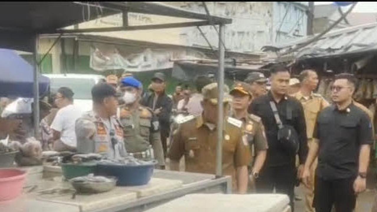 Heboh Video Wabup Tulang Bawang Ribut dengan Pedagang