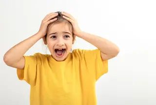 Tips efektif menghadapi anak yang tantrum di usia prasekolah. (foto: pvproductions/freepik)