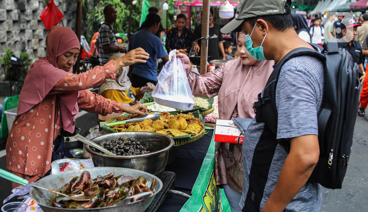 Lebaran Tenabang 2024 menjadi acara silaturahmi bagi warga Tanah Abang yang Sebagian besar sudah berpindah ke daerah penyangga di Kawasan Bodetabek. (Liputan6.com/Angga Yuniar)