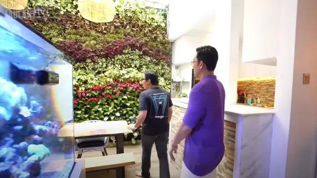 Potret ruang podcast Denny Sumargo (Instagram/sumargodenny/Youtube/TAULANY TV)