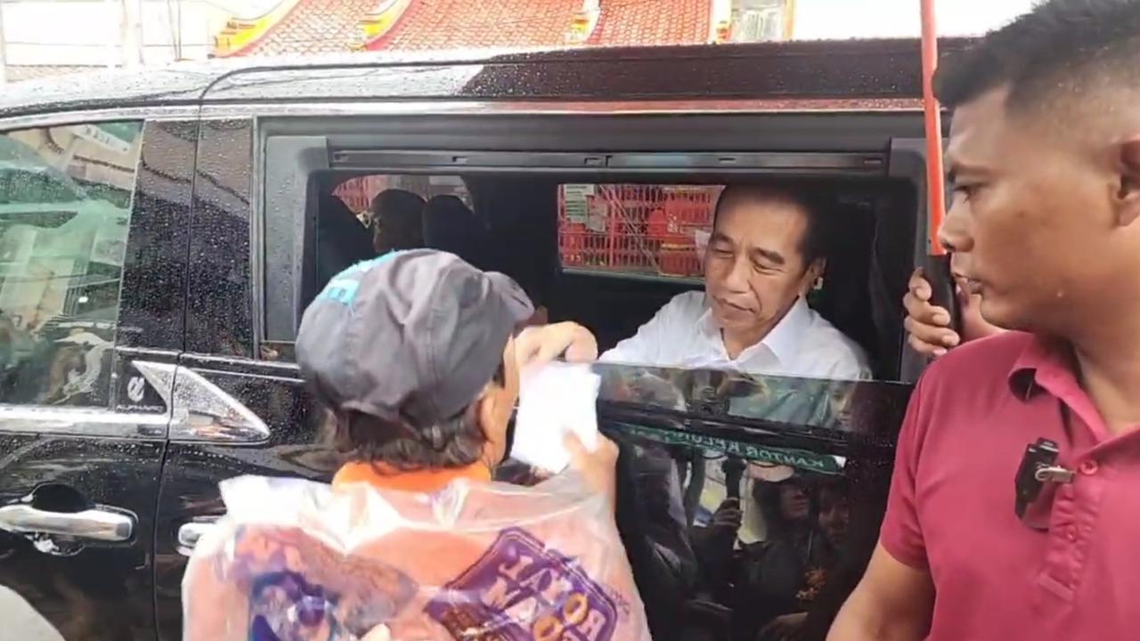 jokowi ngabuburit di solo