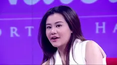 Meski bukan ibu kandung, Aaliyah Massaid punya kedekatan dengan Angelina Sondakh, terutama soal urusan perempuan. 