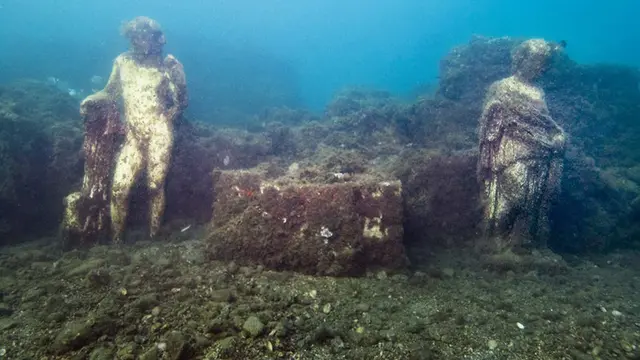 Kota Baia yang tenggelam di laut