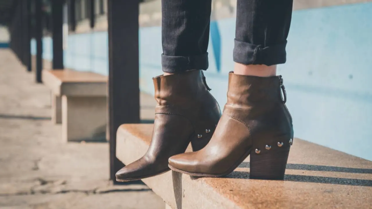 Inspirasi Sepatu Boots Wanita Kekinian untuk Upgrade Penampilan Jadi Lebih Fashionable
