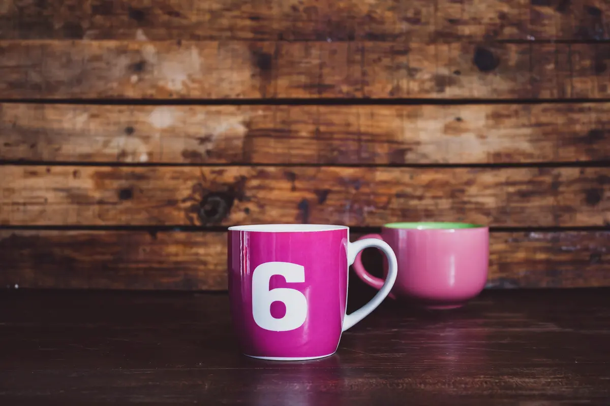 Desain Mug Custom